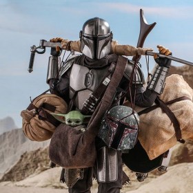 The Mandalorian & Grogu Deluxe Version Star Wars The Mandalorian 1/6 Action Figure 2-Pack by Hot Toys